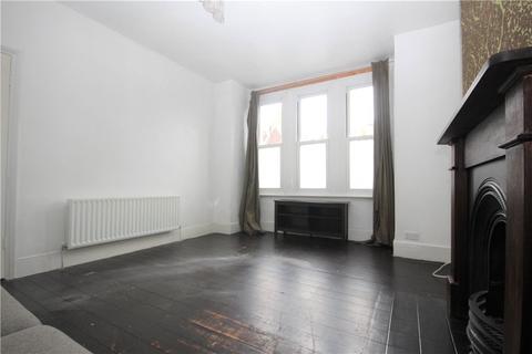3 bedroom apartment to rent - Valley Road, London, SW16