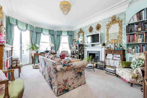 2 bedroom flat for sale - AVONMORE MANSIONS, AVONMORE ROAD, OLYMPIA, W14