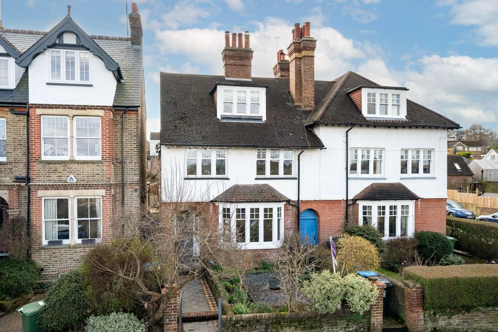Charles Street, Berkhamsted HP4 6 bed semidetached house £1,250,000