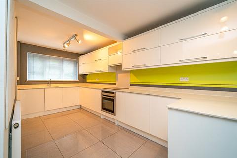 17 Hyde Lane, Park Street, St Albans, AL2 2JL
