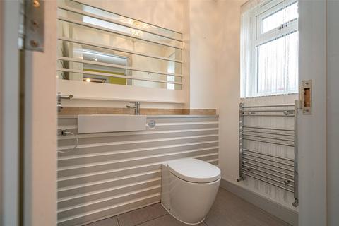 17 Hyde Lane, Park Street, St Albans, AL2 2JL