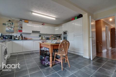 4 bedroom semi-detached house for sale - Huntingdon Road, Chatteris