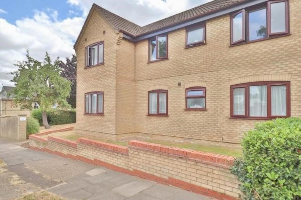 Tollgate Lane, Bury St. Edmunds 2 bed apartment £975 pcm (£225 pw)