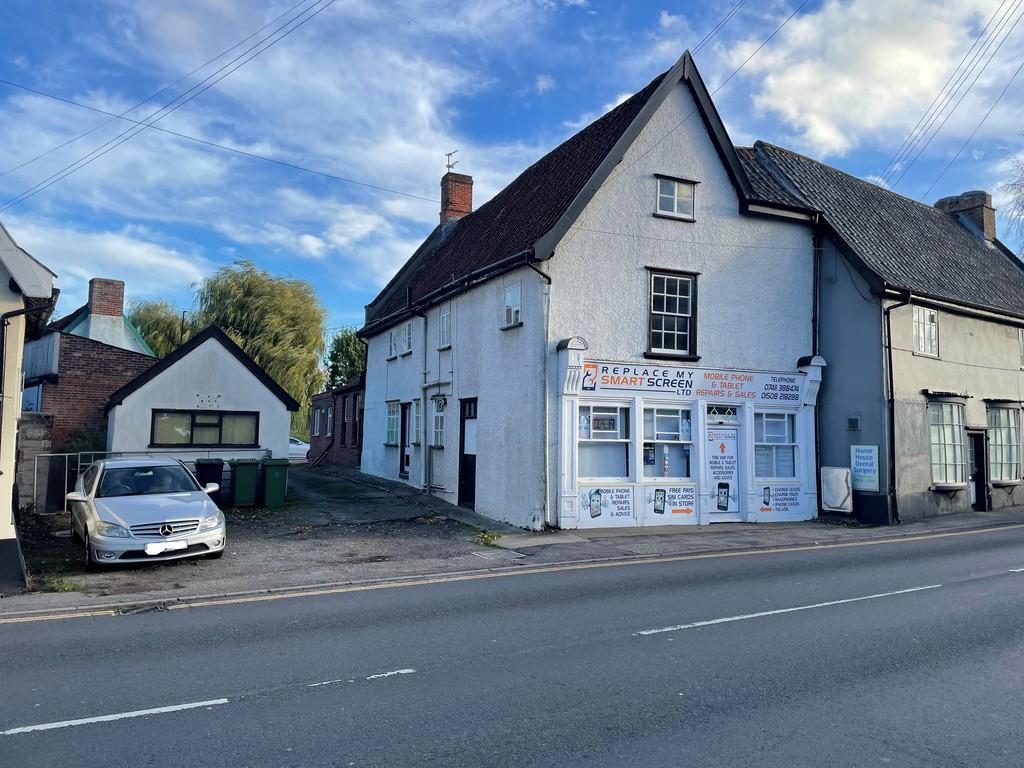 Long Stratton, Norwich, Norfolk 3 bed semidetached house for sale £