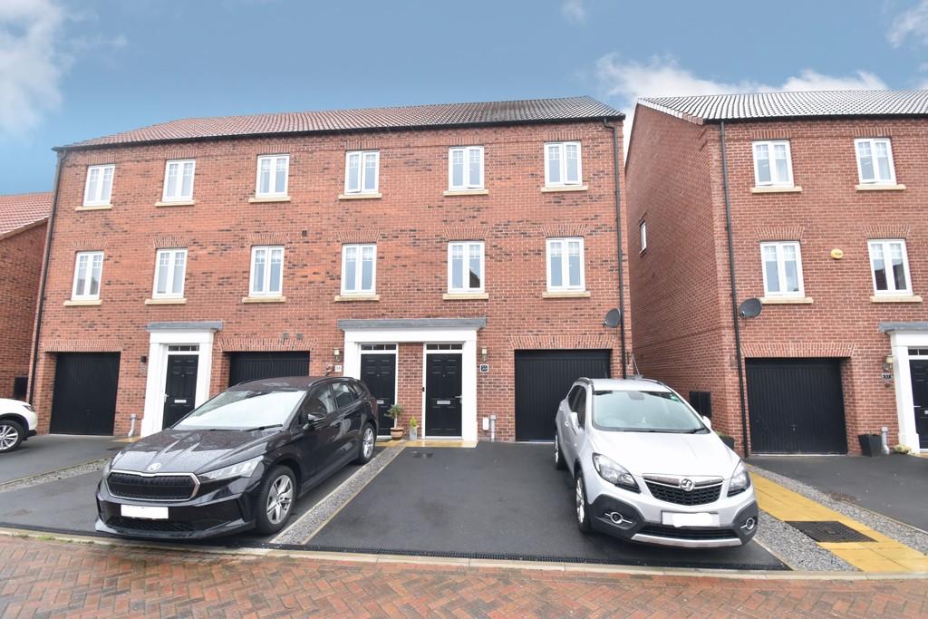 Castlegate Road, Northallerton 3 bed townhouse for sale £275,000