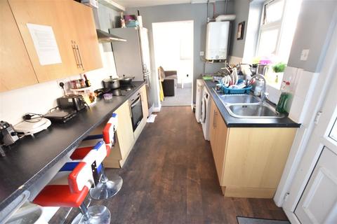 6 bedroom end of terrace house for sale - Mason Street, Chester