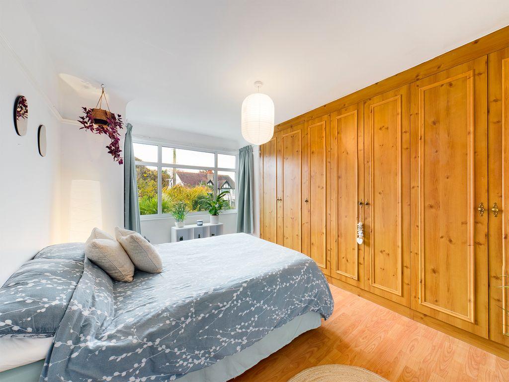 Bedroom 1 (Double)