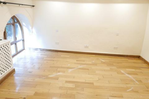 4 bedroom barn conversion to rent, Duloe