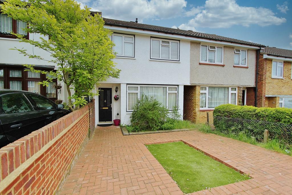 Hillrise Road, Collier Row, Romford 3 bed terraced house