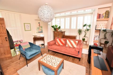 2 bedroom cottage to rent - Addington Street, Ramsgate