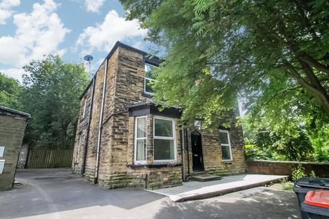 6 bedroom detached house to rent - ALL BILLS INCLUDED - Bainbrigge Road, Headingley