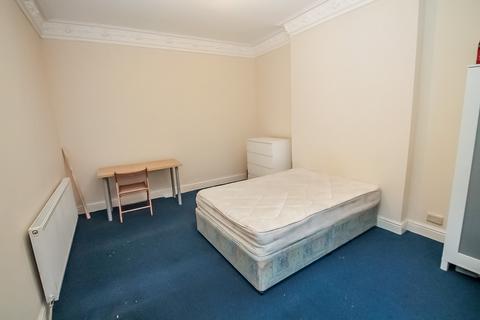 undefined, BILLS INCLUDED - Bainbrigge Road, Headingley, Leeds, LS6