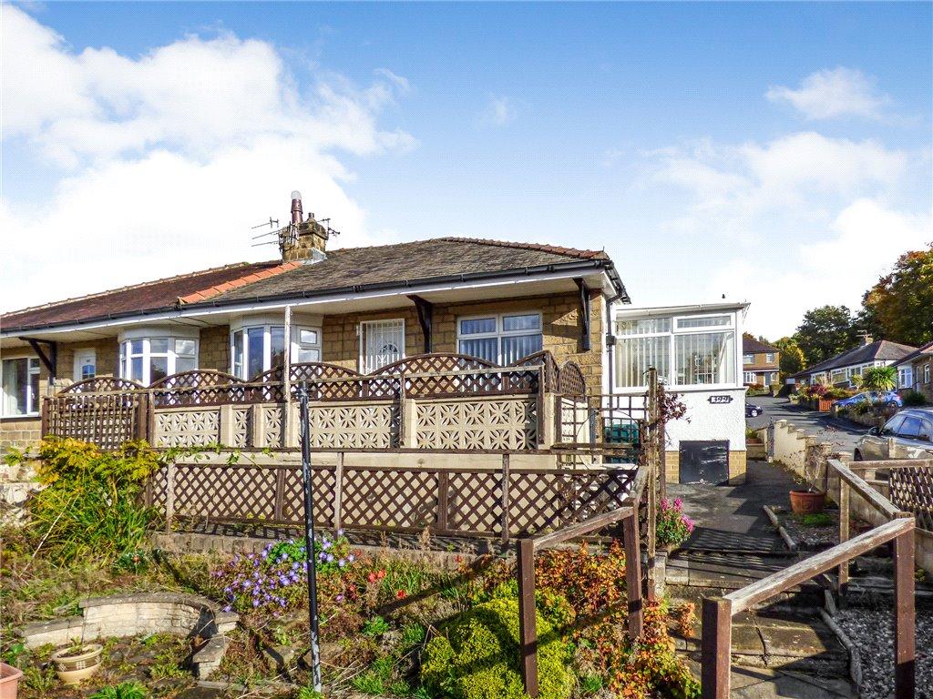 Bradford Road, Sandbeds, Keighley, West Yorkshire 2 bed bungalow £210,000