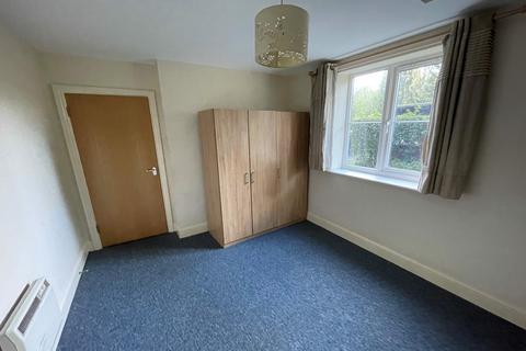 2 bedroom apartment to rent, Park House, Green Lane, Horley, Surrey