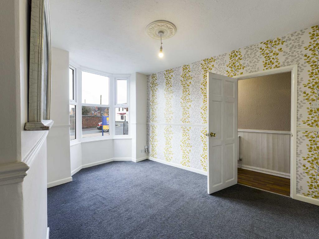 Comer Road, Worcester, WR2 2 bed terraced house £875 pcm (£202 pw)