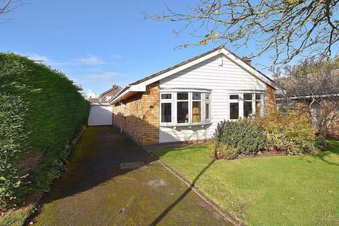 3 bedroom detached bungalow for sale - Mereheath Park, Knutsford