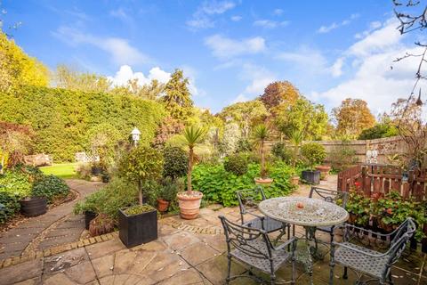 20 Crescent Road, Sidcup, DA15 7HN