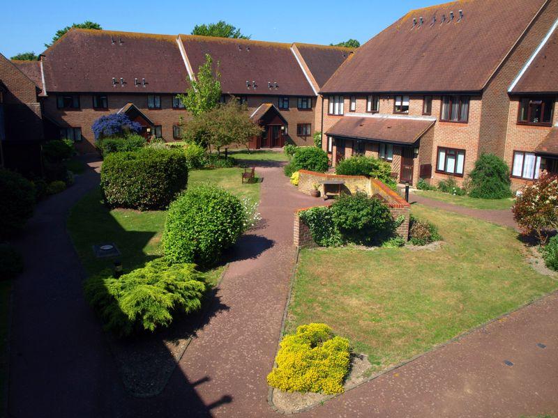 Felpham Village, West Sussex 2 bed retirement property for sale £169,950