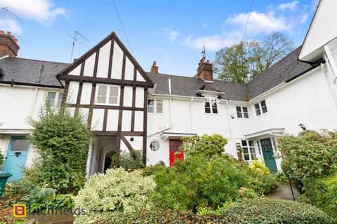 34 Wordsworth Walk, London, NW11 6AU