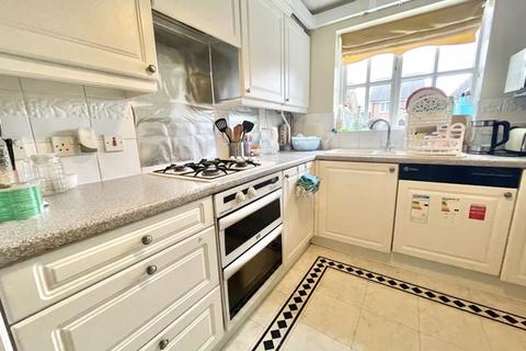 17 Birch Close, Sutton Coldfield, B76 2PF