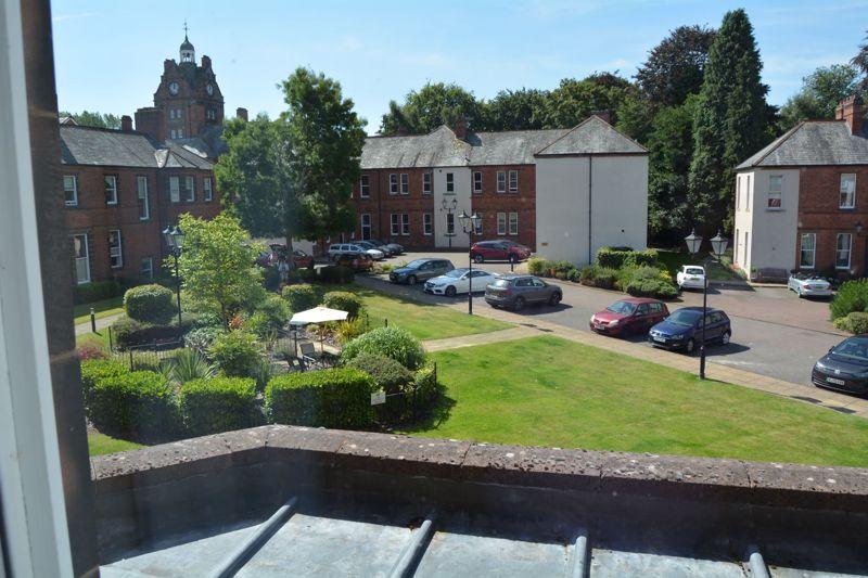 Willow Drive, St Edwards Park, Cheddleton 4 bed terraced house £800