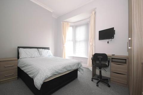 4 bedroom house share to rent - Empress Road, Liverpool,