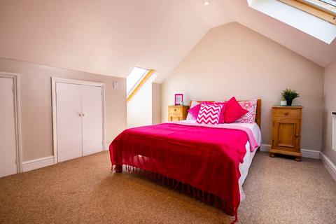 5 bedroom house to rent - Broad Oak Road, Canterbury, Kent