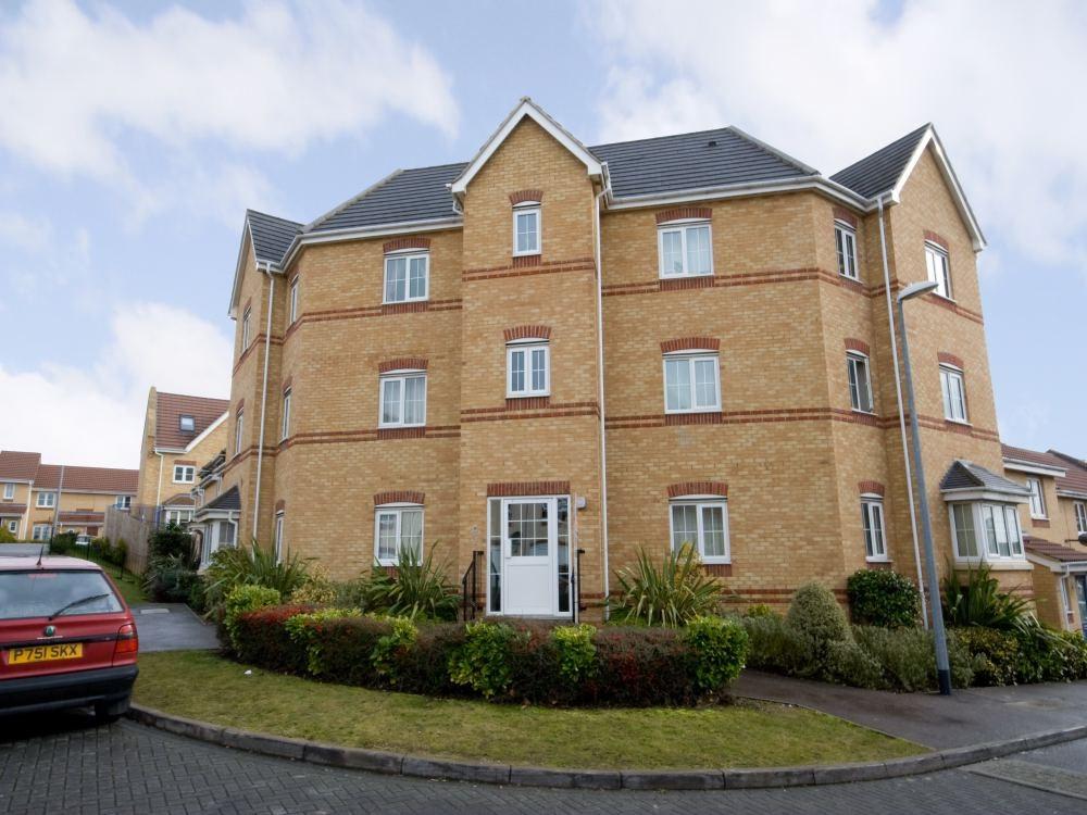 Avery Close, Leighton Buzzard, LU7 2 bed apartment £775 pcm (£179 pw)