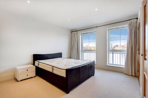 3 bedroom apartment to rent, Amazing Three-Bedroom Apartment in the Putney Wharf Development