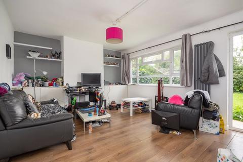 2 bedroom apartment for sale - Bridge Street, Walton-On-Thames