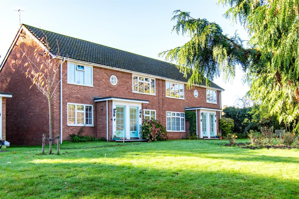 Westminster Court, St. Albans... 2 bed £425,000