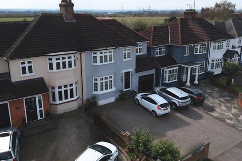 71 Purfleet Road, Aveley, South Ockendon, RM15 4DS