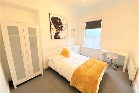 5 bedroom house to rent - Glanmor Road, Sketty, Swansea