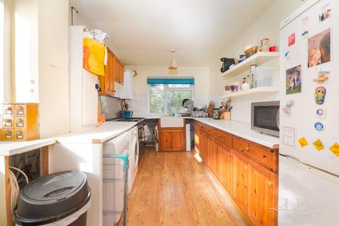 9 Valley Side, London, E4 7SR