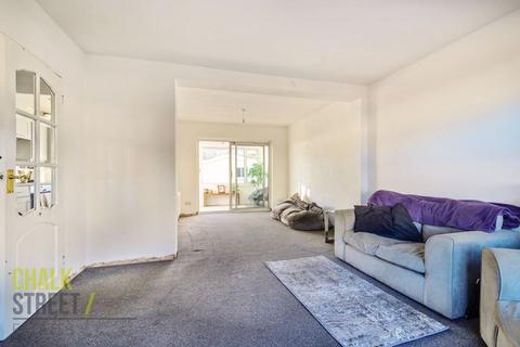 33 Isis Drive, Upminster, RM14 1LJ