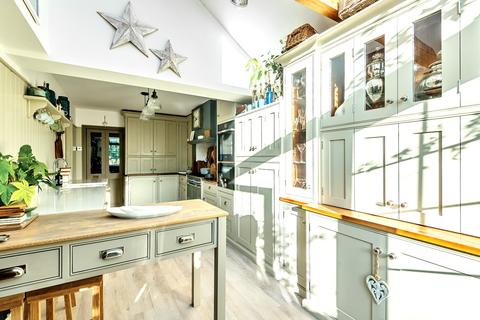 4 bedroom terraced house for sale - Park Road, Westoning, MK45