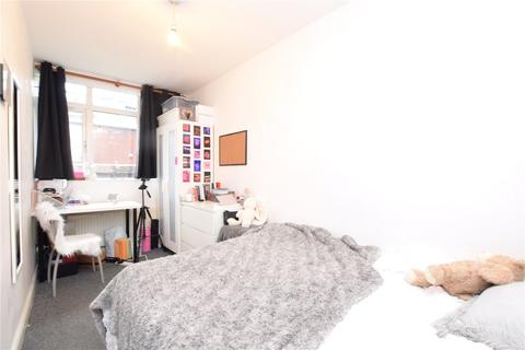 2 bedroom apartment for sale - The Village Street, Leeds, West Yorkshire