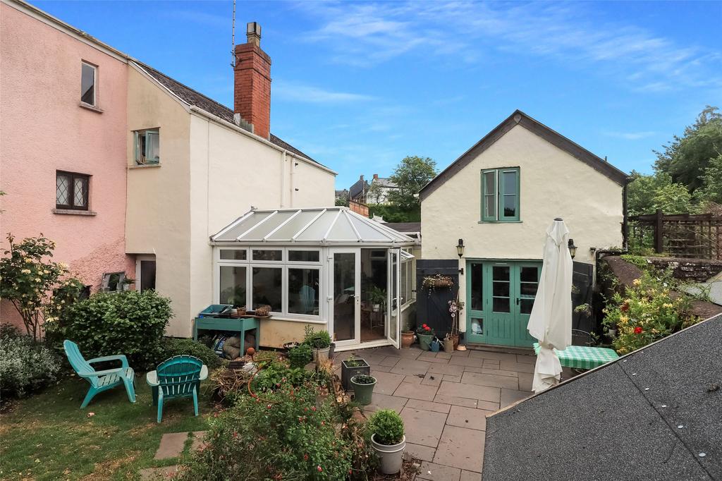 Russells, Wiveliscombe, Taunton, Somerset, TA4 3 bed end of terrace ...