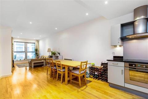 2 bedroom apartment to rent - Southgate Road, N1