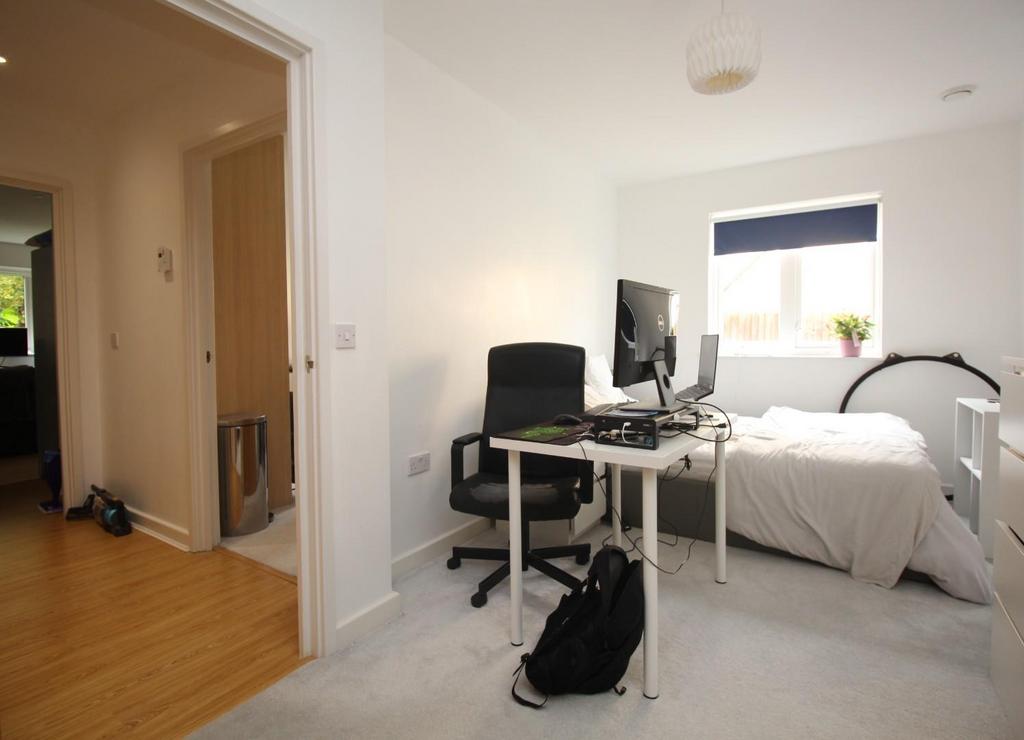 12 Swallowtail Court Bed 1 (1).JPG
