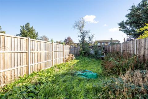 7 Dennis Road, East Molesey, KT8 9EE