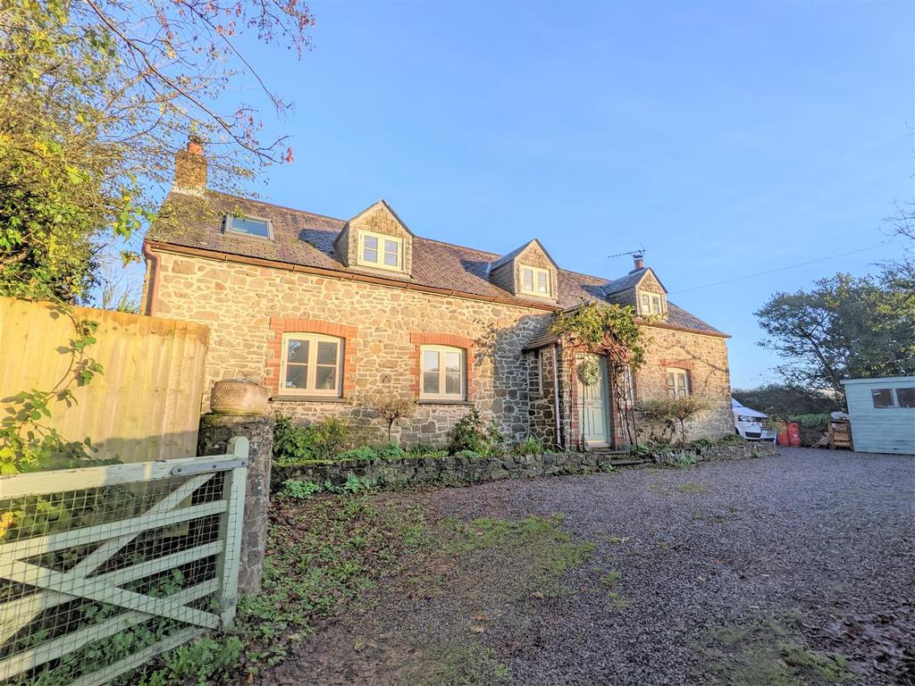 Llanddewi Velfrey, Narberth 3 bed cottage - £349,950