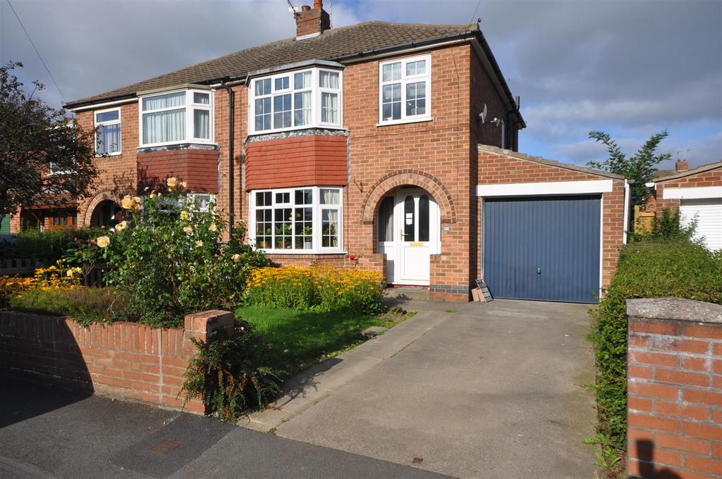 Eastholme Drive, York 3 bed semidetached house £1,250 pcm (£288 pw)
