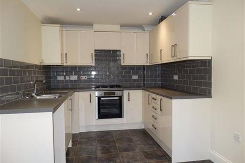 4 bedroom terraced house to rent - Broadway, Crowland, PE6 0AW