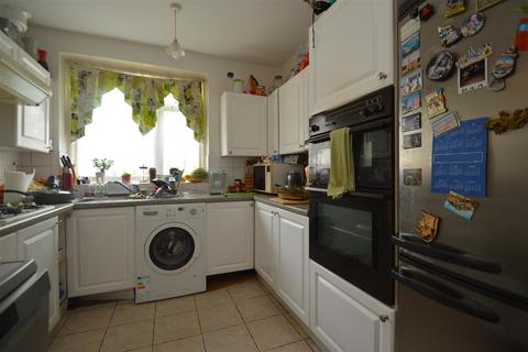 3 bedroom semi-detached house for sale, Torquay Gardens, Redbridge, IG4 5PT