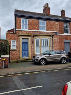 3 bedroom end of terrace house for sale, Queen Street, Lytham