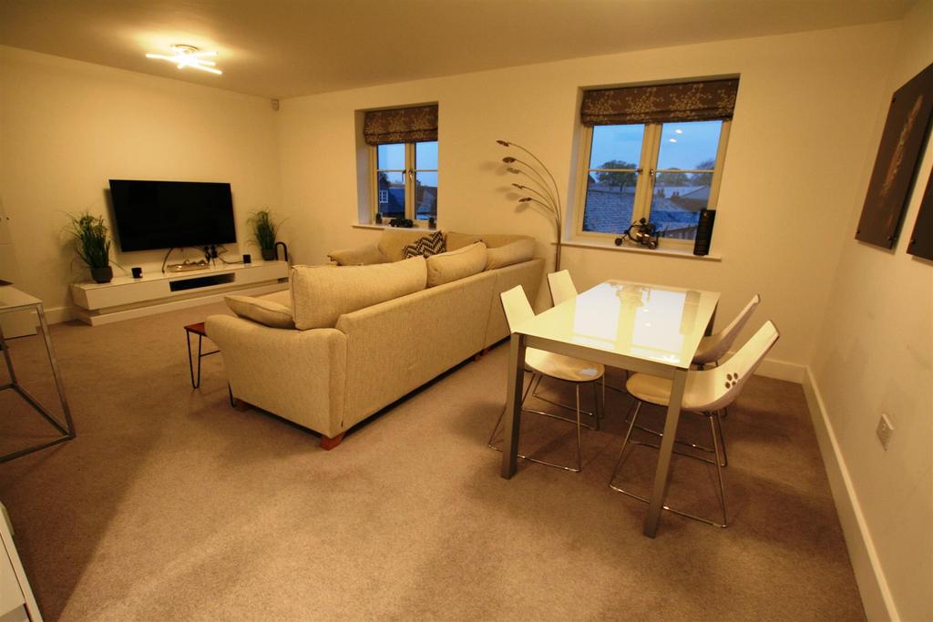 Austincourt,22loungediner1.JPG