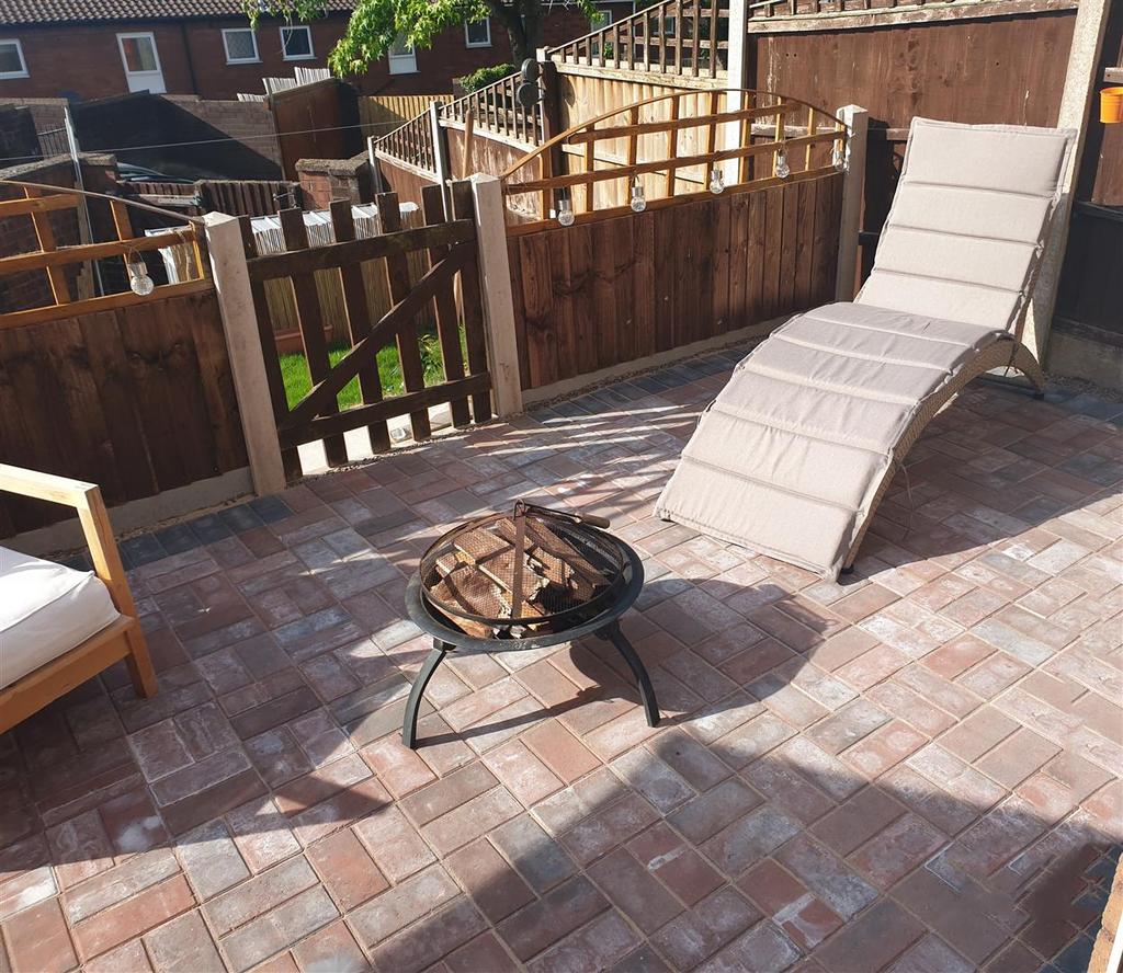 Patio 6.jpg