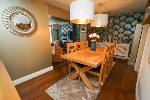 14 Birds Hill, Heath And Reach, Leighton Buzzard, LU7 0AQ