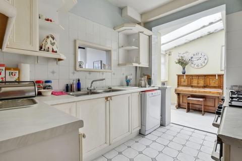 96 Kent House Road, Beckenham, BR3 1JJ